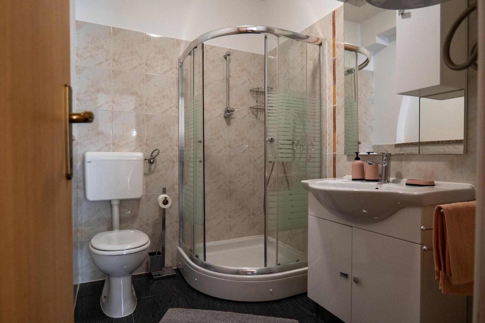 Irena'S Place A1 ロヴィニ 部屋 写真