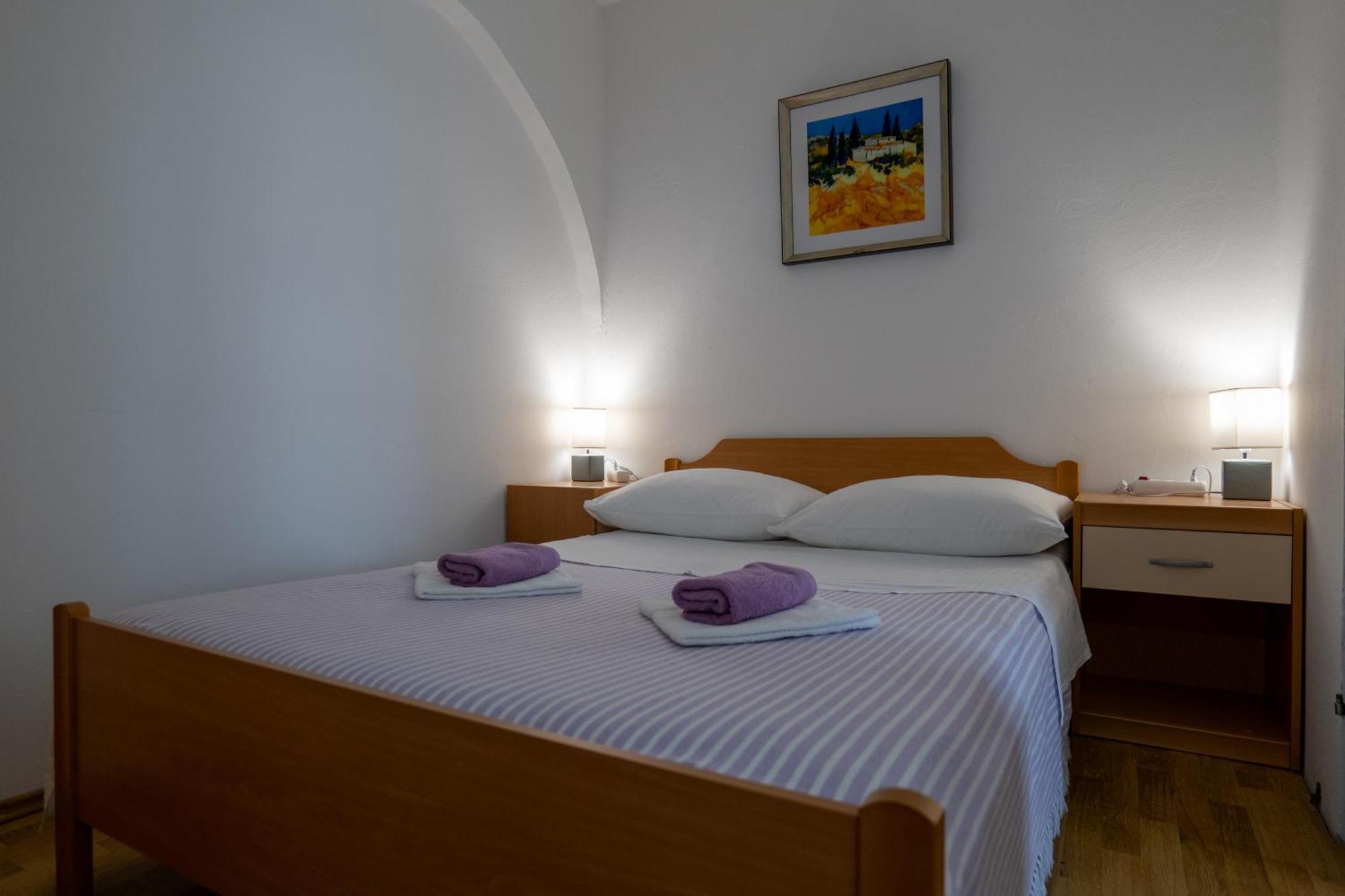 Irena'S Place A1 ロヴィニ エクステリア 写真