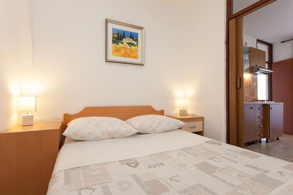 Irena'S Place A1 ロヴィニ 部屋 写真